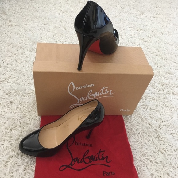 ❌SOLD❌ Christian Louboutin Pumps - Picture 6 of 6